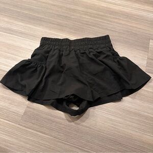 Source Unknown Black Flared Skorts